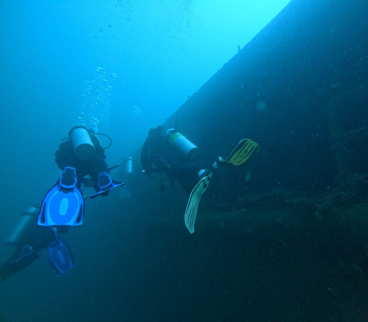 Main image 3